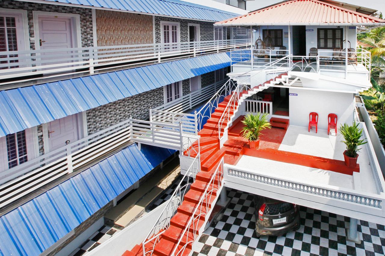 Oyo 4867 Royal Homes Alappuzha Eksteriør bilde