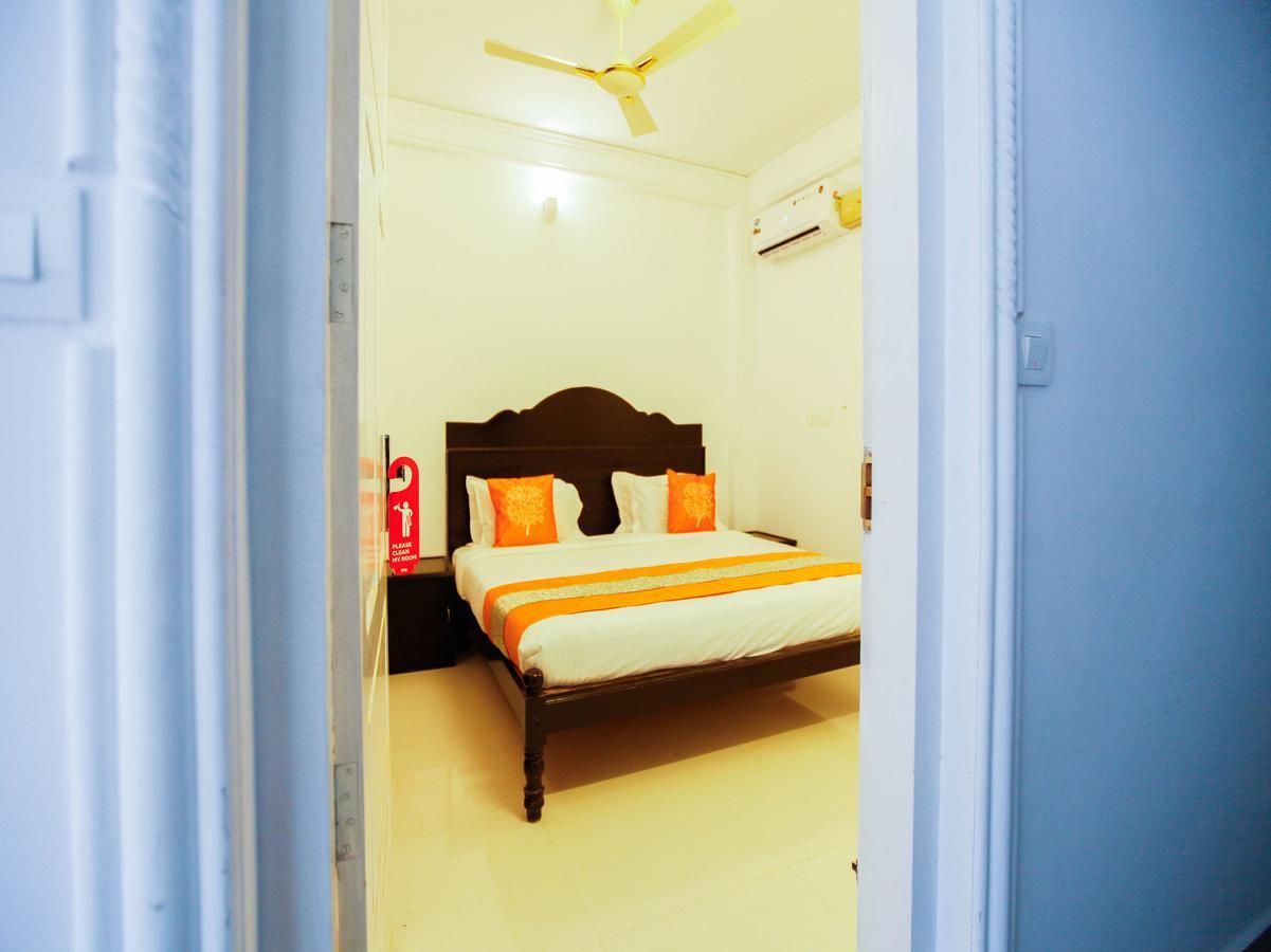 Oyo 4867 Royal Homes Alappuzha Eksteriør bilde